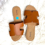 Qupid Leather Sandal- Size 8 (LIKE NEW)