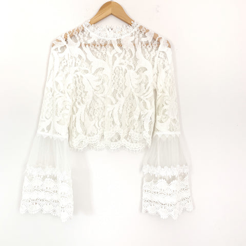 Vestique White Lace Bell Sleeve Top- Size M