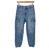 American Eagle Cargo Jeans- Size 0 Short (Inseam 25”)