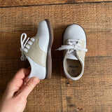 Footmates White/Tan Saddle Shoes- Size M (6)