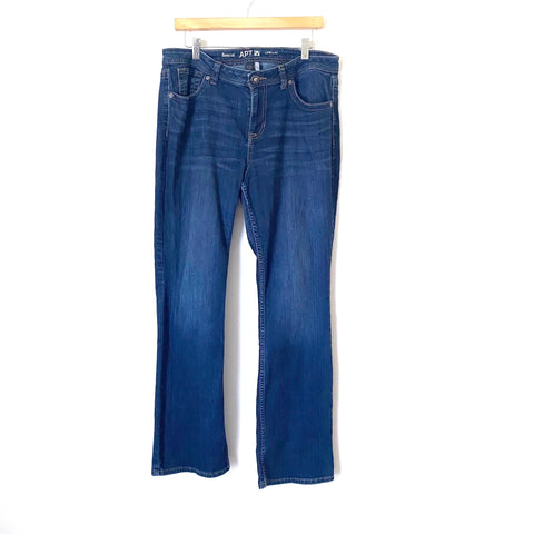 Apt 9 Dark Wash Bootcut Jeans- Size 14 (Inseam 29.5”)