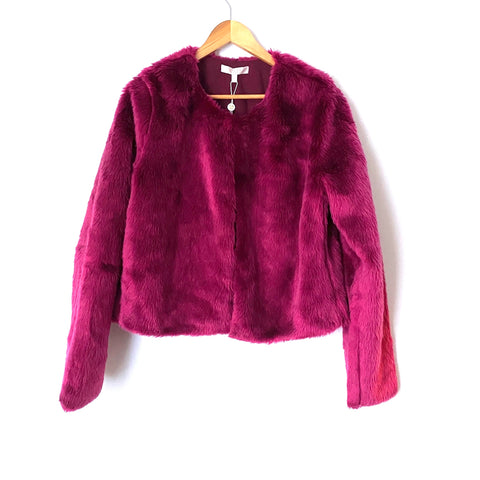 WAYF Magenta Faux Fur Hook and Eye Closure Jacket NWT- Size M (sold out online)