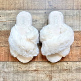 Halluci Cream Faux Fur Indoor/Outdoor Slippers- Size 40/41 (US 9/10, BRAND NEW CONDITION)