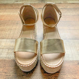 Soda Gold Espadrille Platform Sandals- Size 8.5 (see notes)