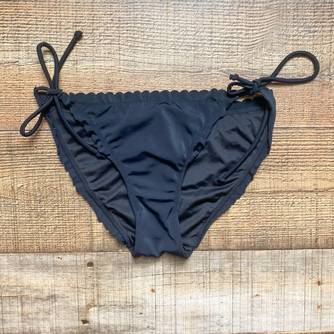 Victoria’s Secret Black Scalloped Side Tie Bikini Bottoms- Size S