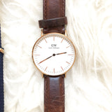 Daniel Wellington Women’s Classic Leather Watch (with EXTRA Navy Stripe Strap)
