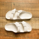 No Brand White Double Strap Sandal- Size 6