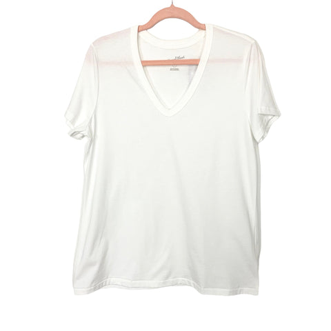 Universal Thread White V-Neck Tee NWT- Size L