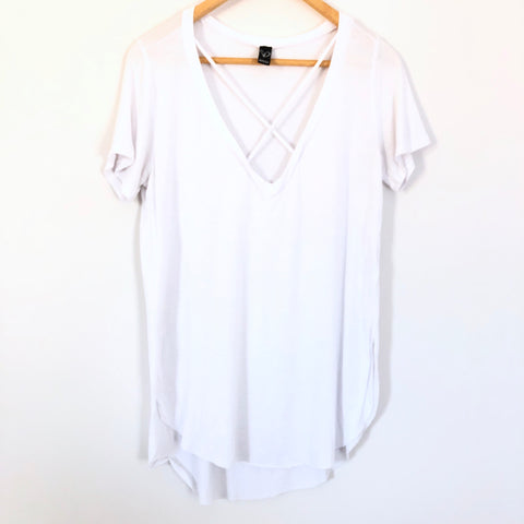 Windsor White Top- Size ~S (no size tag)