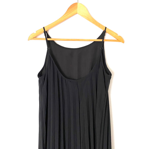 BCBGeneration Black Pleated Maxi Dress- Size XS The Saved Collection BCBGeneration Black Pleated Maxi Dress- Size XS The Saved Collection