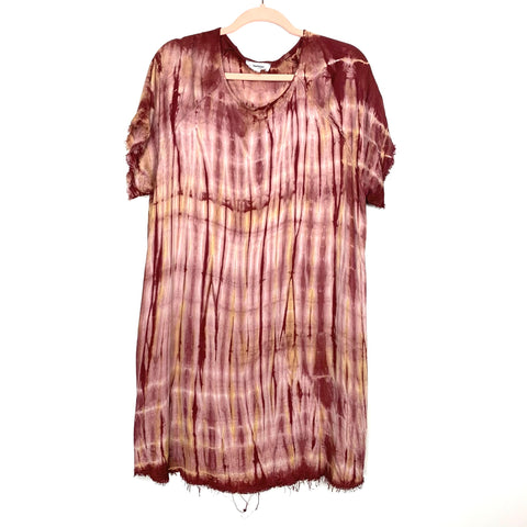 Hashtag In Trend Mauve/Maroon Tie Dye Raw Hem Dress- Size S