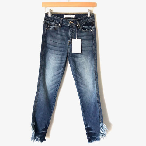 KanCan Dark Wash Jeans Angled Raw Hem NWT- Size 26 (Inseam 25”)