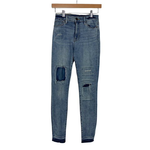 BDG High Rise Twig Ankle Jeans- Size 24 (Inseam 29")