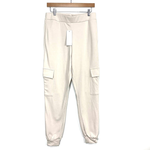 Goodnight Macaroon Beige Side Pocket Joggers NWT- Size M (Inseam 28")