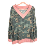 Pink Lily Camo V-Neck with Heathered Pink Trim Top- Size S