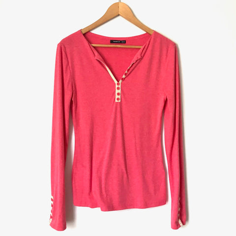 PattyBoutik Pink Long Sleeve 1/4 Button Top- Size M