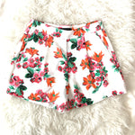 Ann Taylor White Floral Pocket Shorts NWT- Size 00P