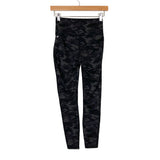 Fabletics Black/Gray Camo Leggings- Size ~S (25.5” Inseam, see notes)