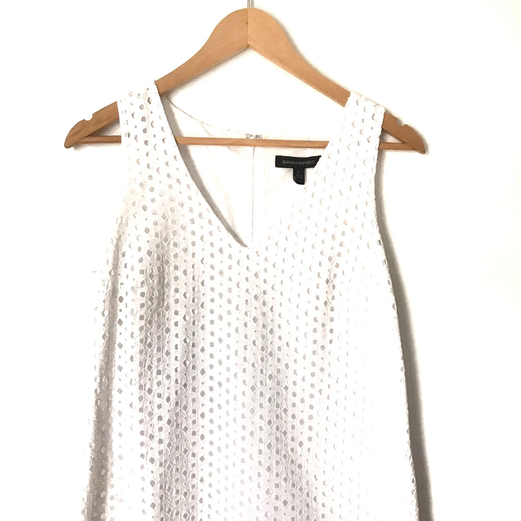 Banana Republic White Eyelet Dress- Size 2  The Saved Collection