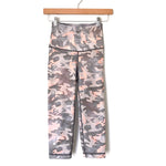 Wear It To Heart Pink/Grey Camo High Waisted Crop Leggings- Size ~XS (see notes)