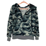 No Brand (Southern Made) Camo Faux Fur Hooded Pullover- Size S (sold out online)