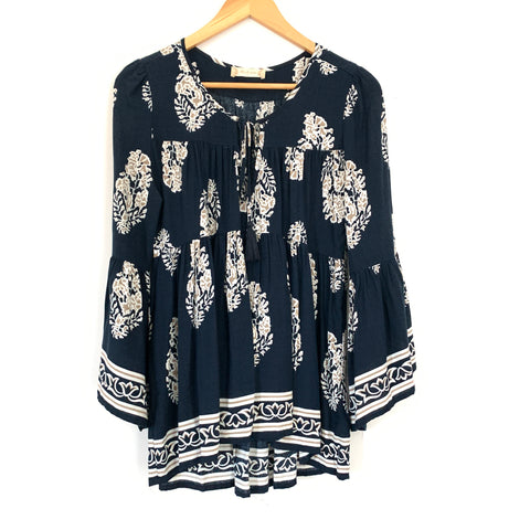 Altar’d State Navy Coral Empire Blouse- Size S