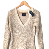 Abercrombie&Fitch Ivory/Tan Animal Print V Neck Sweater Dress NWT- Size S