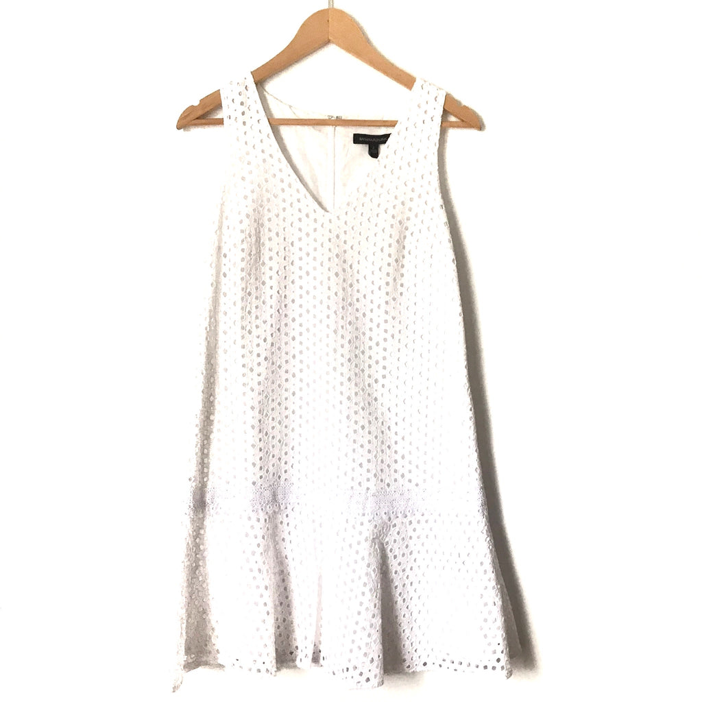 Banana Republic White Eyelet Dress- Size 2 The Saved Collection Banana Republic White Eyelet Dress- Size 2 The Saved Collection