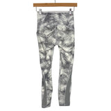 Lululemon Gray/White Pattern Mesh Detail Leggings- Size 4 (Inseam 26”)