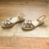 Qupid Flat Closed Toe Fringe/Metallic Sandals- Size 6.5
