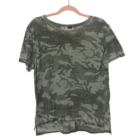 We The Free Camo Side Slit Top- Size XS