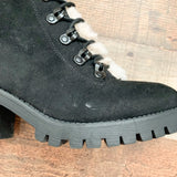 Madden Girl Black Faux Fur Lined Lace Up Boots- Size 9 (see notes)