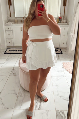 Aerie White Wrap Ruffle Mini Skirt- Size XL (sold out online)