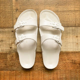 No Brand White Double Strap Sandal- Size 6
