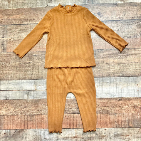 Old Navy Caramel Ribbed Knit Rufffle Pant and Top Set- Size 18-24M (sold as a set)