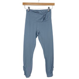 Lululemon Front Twist Leggings- Size 4 (Inseam 22”)