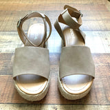 Soda Natural Espadrille Platform Sandals- Size 7.5 (see notes)