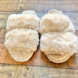 Express Cream Faux Fur Slippers- Size S (5/6, sold out online)