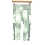 Lululemon Green/Grey Speckle Capri Leggings With Side Pockets Mesh Detail & Zipper On Back Waistband- Size 4 (Inseam 16")