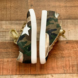 Nature Breeze Camo Star Print Metallic Lace Sneakers- Size 7.5