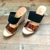 Dolce Vita Black/Tortoise Strap Canvas Wedge- Size 9 (Like new!)