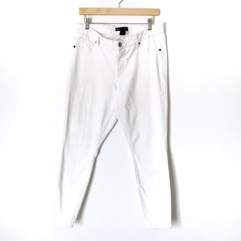 Fashion to Figure White Skinny Jeans- Size 12 (Inseam 28 1/2” see notes)