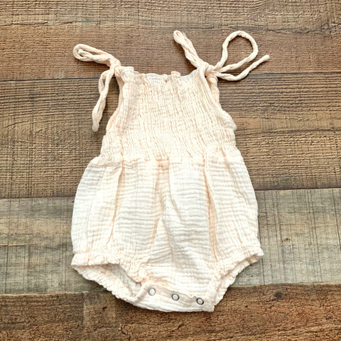 Kiwi + Clover Cream Smocked Tie Strap Muslin Romper- Size 0-3M
