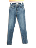 Levi's 721 High Rise Skinny Jeans in Medium Wash- Size 25