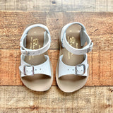 Sun-San White Leather Surfer Sandals- Size 5