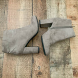 Heart In D Tan Zip Side Booties - Size 7.5