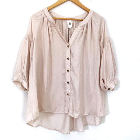 Flawless Blush 3/4 Sleeve Button Up Blouse NWT- Size S
