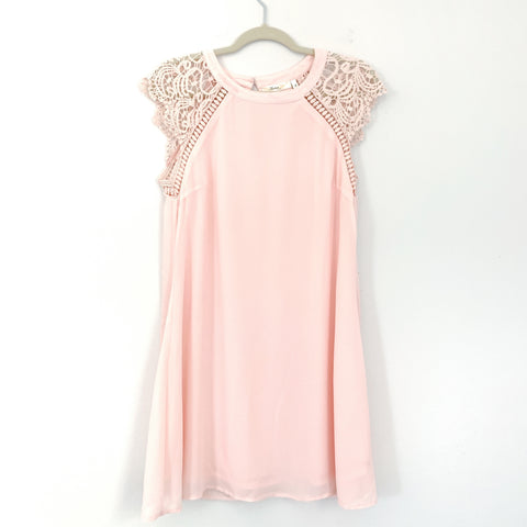 Andre by Unit Light Pink with Lace Sleeves- Size S