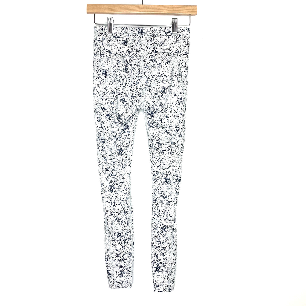 Athleta Grey, White, and Black Marble Leggings- Size XS (Inseam 26) – The  Saved Collection