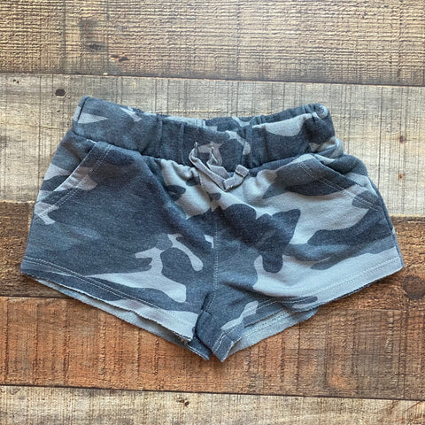 Splendid Camo Faux Draw String Shorts- Size 4T